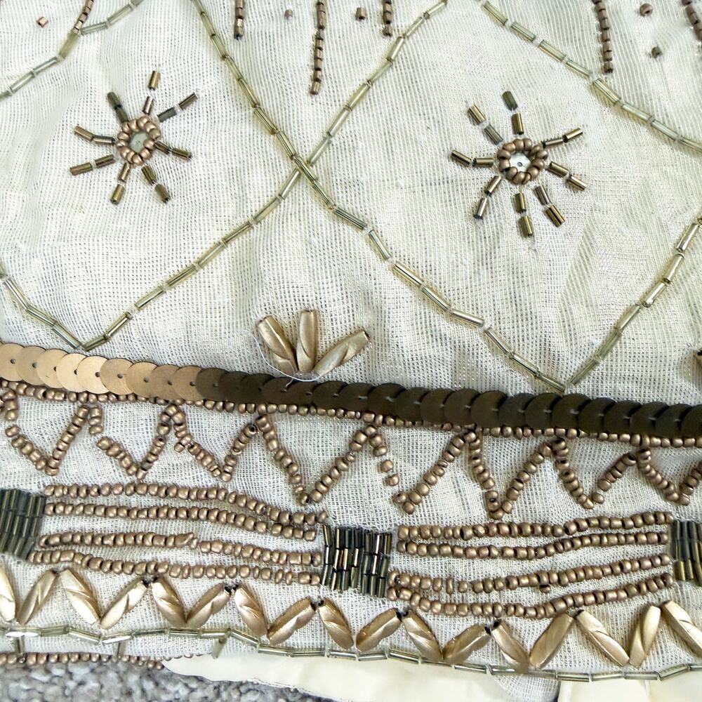 Kim Seybert Cream & Gold Beaded Christmas Tree Skirt Sequin Accent EUC - Picture 3 of 7